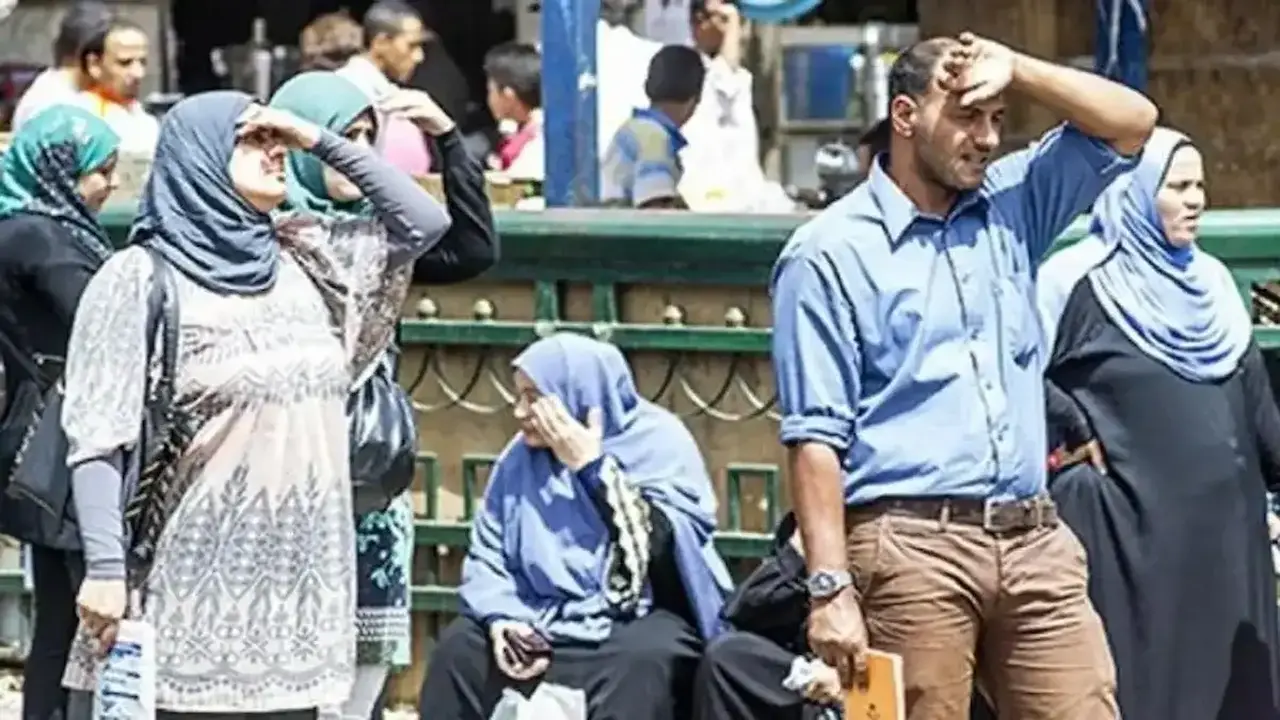 موجة حارة تجتاح محافظات مصر وارتفاع ملحوظ في درجات الحرارة